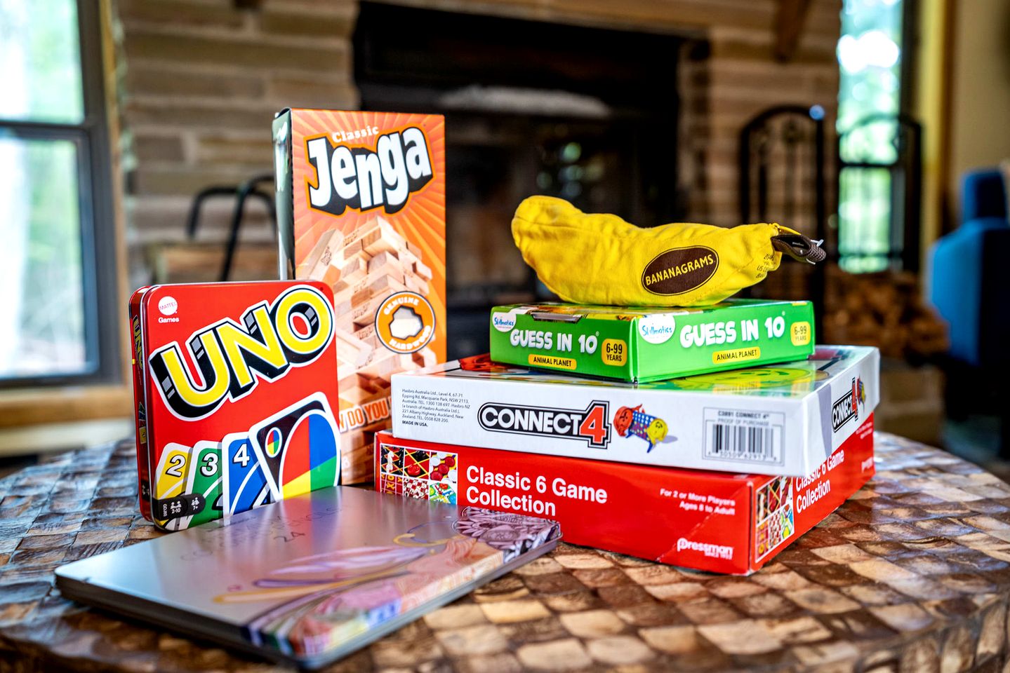 Secluded and Spacious Cabin Newly Renovated with Hot Tub, Fire Pit, Deck and Grill - the Perfect Getaway in Berkeley Springs, WV