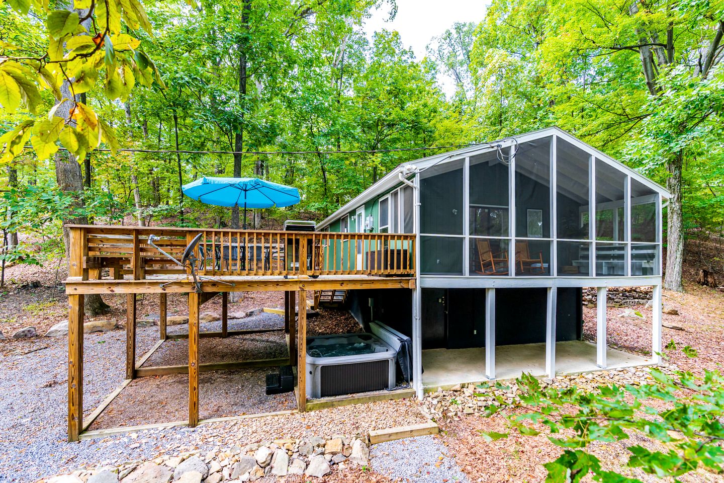 Secluded and Spacious Cabin Newly Renovated with Hot Tub, Fire Pit, Deck and Grill - the Perfect Getaway in Berkeley Springs, WV