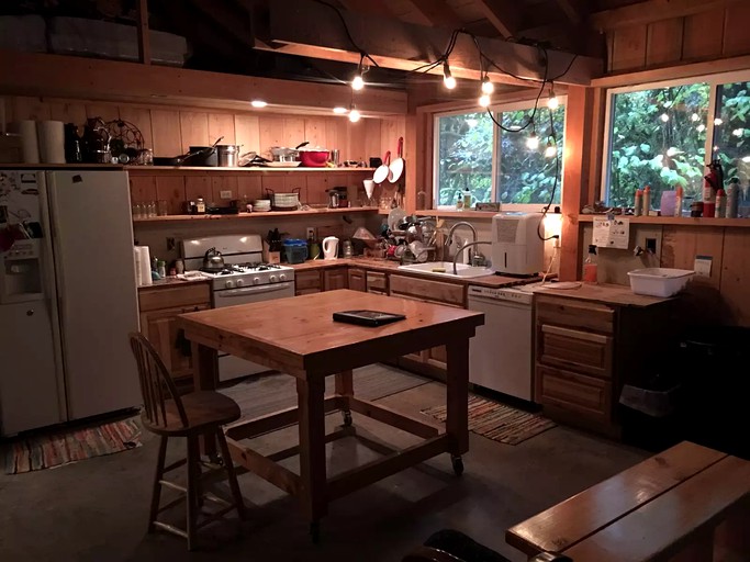 Interior of one of the comfiest cabins: camping 'near me' doesn't get much better than this cozy propery near Portland, Oregon