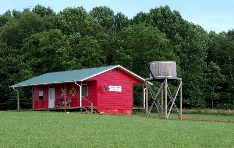 One-Bedroom Cabin Rental in the Blue Ridge Mountains of ...