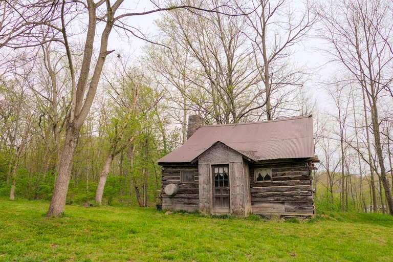 Cabins (Okeana, Ohio, United States)