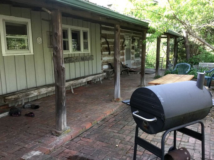 Cabins (St. Joe, Arkansas, United States)