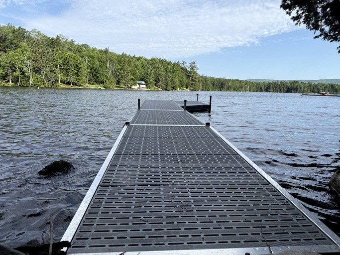 Cabins (United States of America, Greenville, Maine)