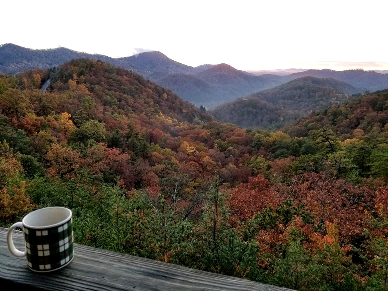 Secluded Cabin with Spectacular Views in Sevierville, Tennessee