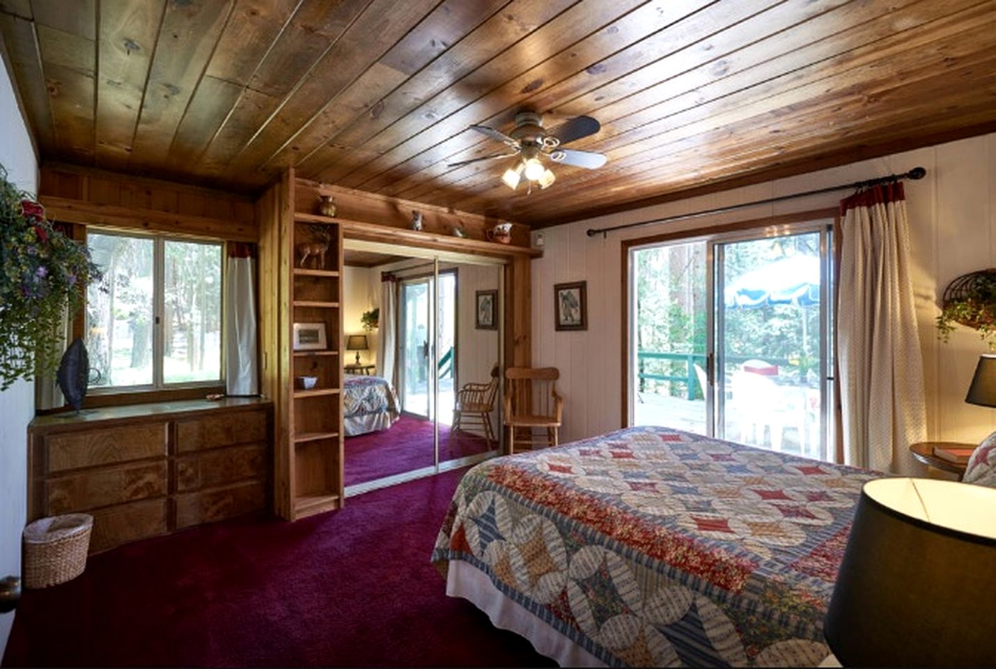 Secluded Cabin Surrounded By Pine Trees in Idyllwild, California