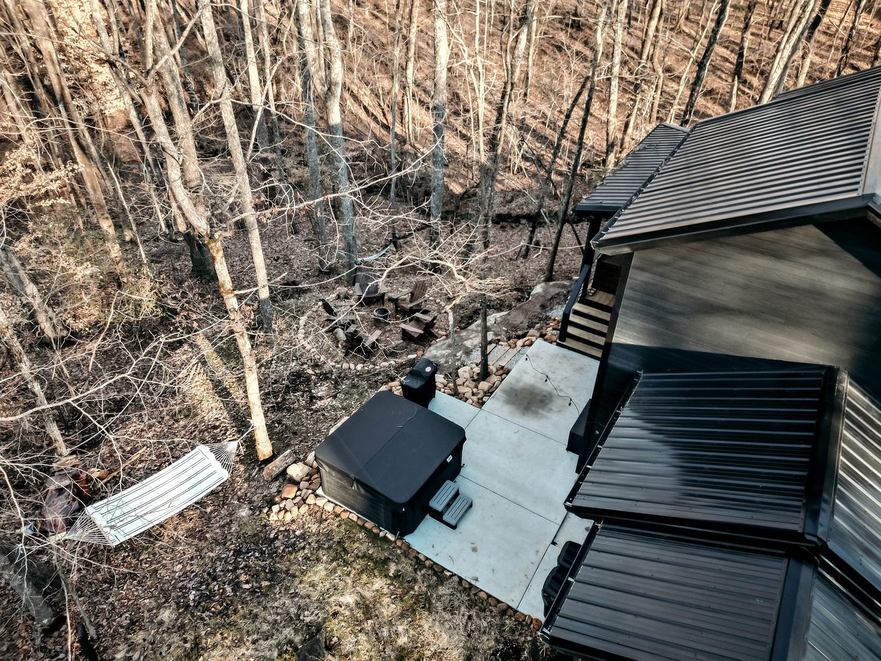 Secluded Cabin in the Woods in Monteagle, Tennessee