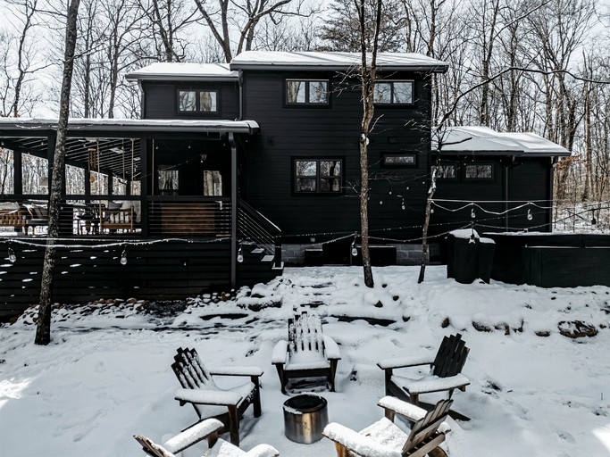 Cabins (United States of America, Monteagle, Tennessee)