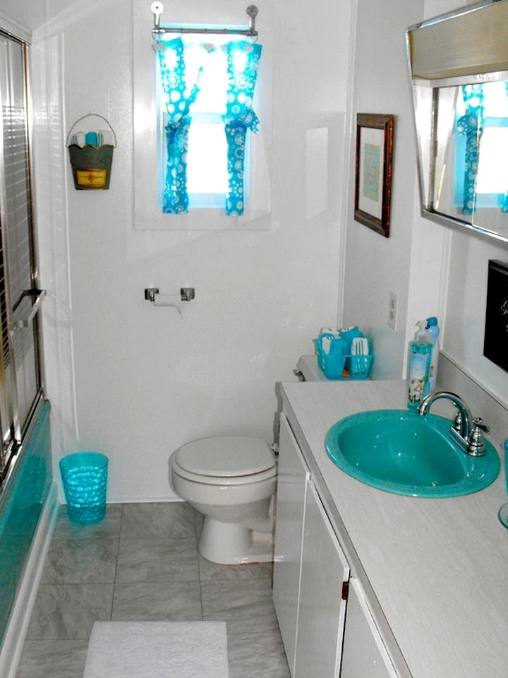 Secluded Cottage Rental on Lovely Lake near Rochester, New York