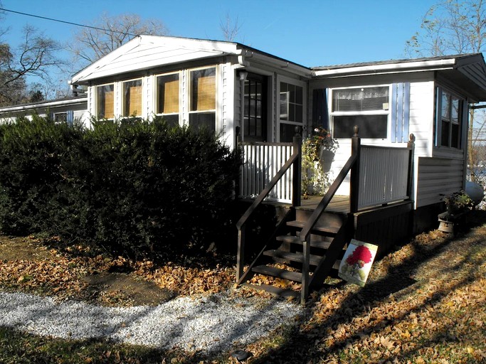 Cottages (United States of America, Himrod, New York)