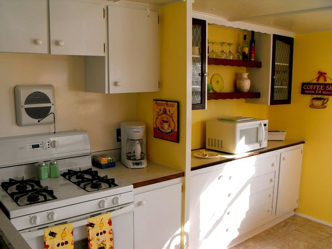 Cottages (United States of America, Himrod, New York)