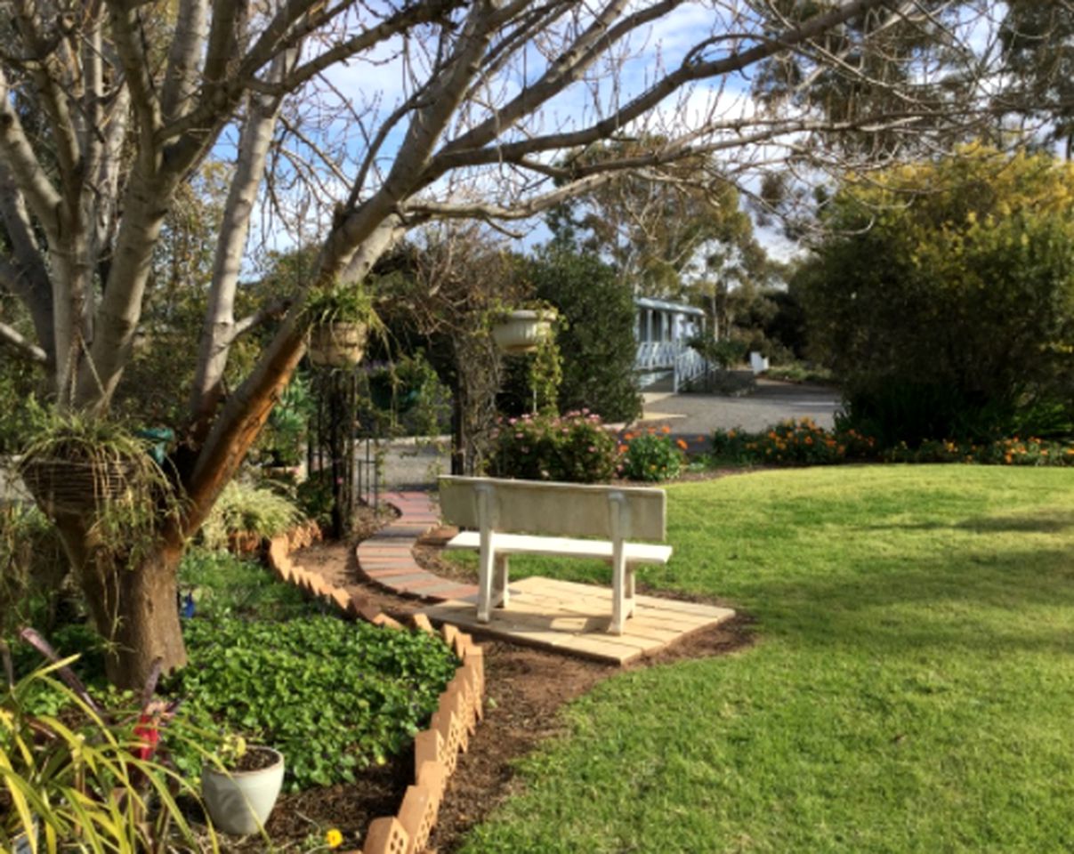 Lakeside Bliss, Cottages 27140, Lake Boga, Australia Glamping Hub