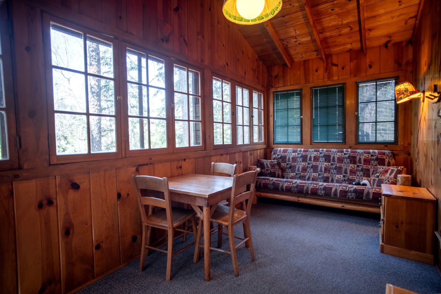 Secluded Creekside Cabin with Screened Porch Near the Marina in Babbitt, Minnesota