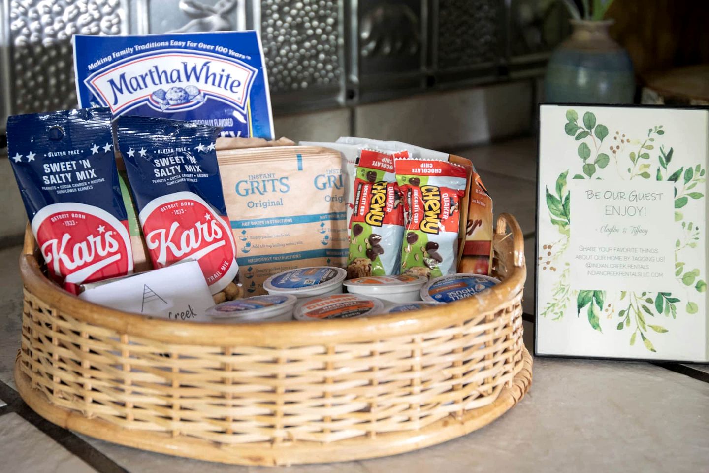 Secluded Delight: Unplug and Reconnect in a Special House in Lake Toxaway's Woods