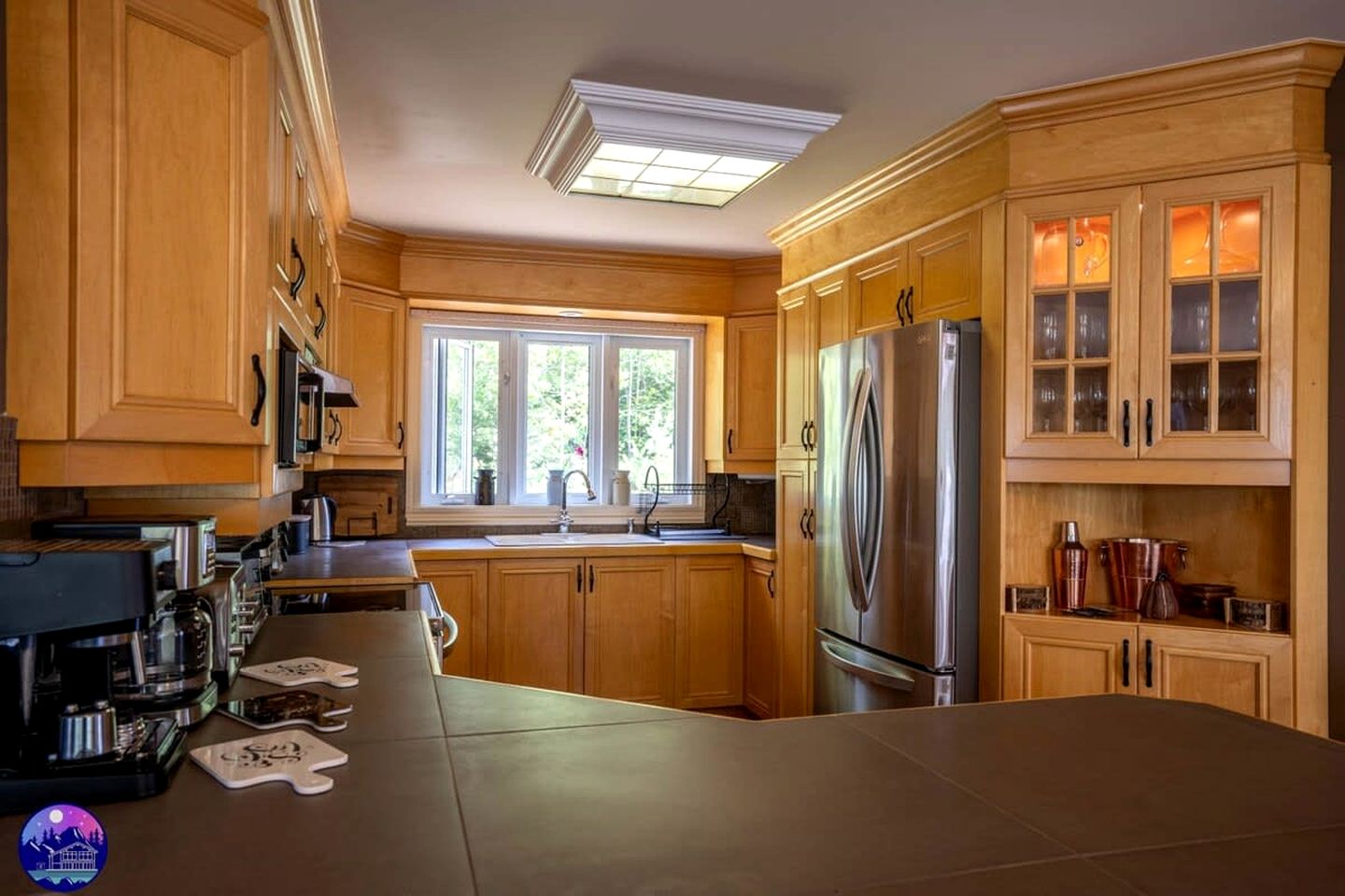 Secluded Dog-Friendly Cabin with Incredible Outdoor Living Area in Saint Come, Quebec