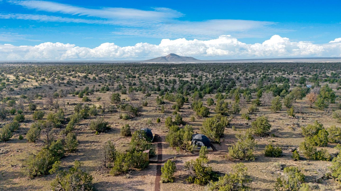 Luxury Dome Glamping with Stargazing Views near Grand Canyon South Rim, Arizona