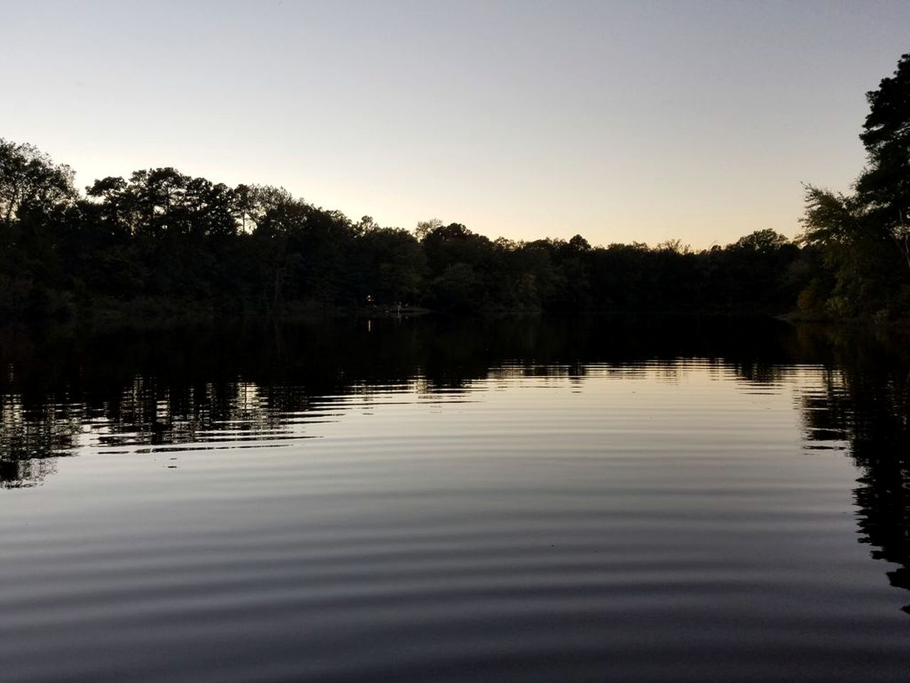 Peaceful Lakeside Weekend Getaway for Four in East Texas