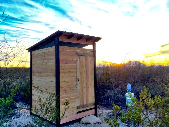 Bubbles & Domes (Terlingua, Texas, United States)