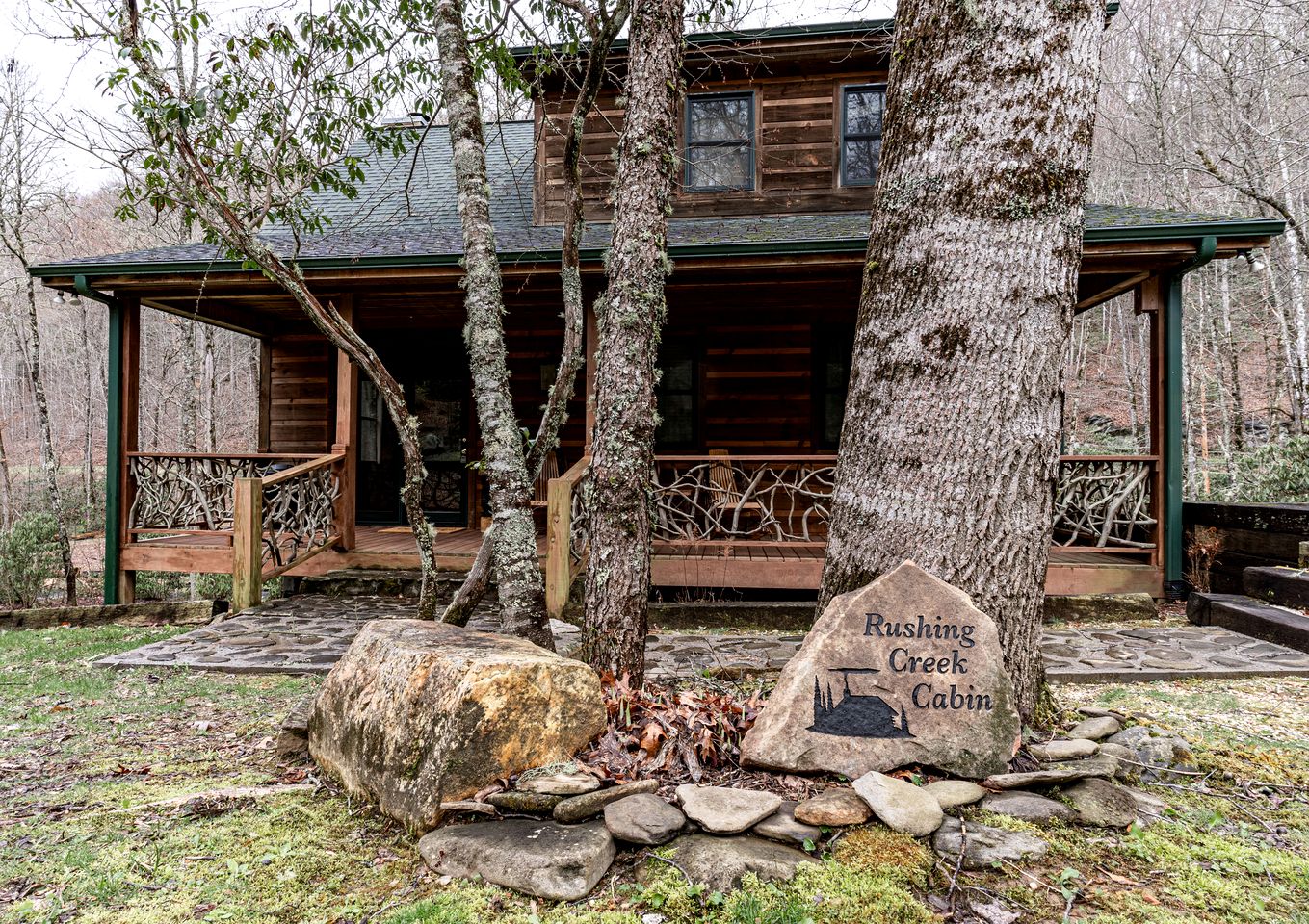 Secluded Family Retreat in Log Cabin with Hammock and Fire Pit in Topton, North Carolina