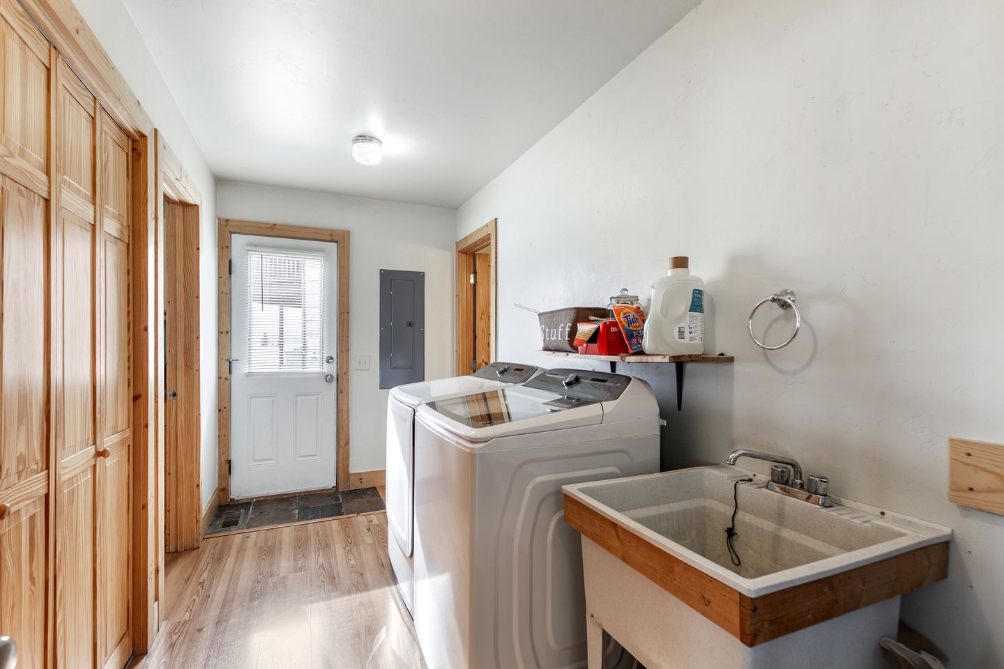 Secluded Farmhouse Retreat with Firepit Near Outdoor Adventures in Driggs, Idaho