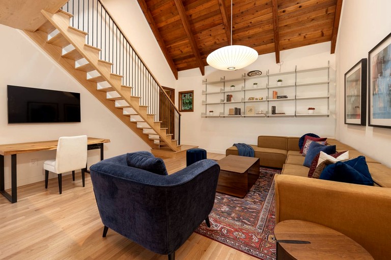 Designer Rentals (United States of America, Moss Beach, California)