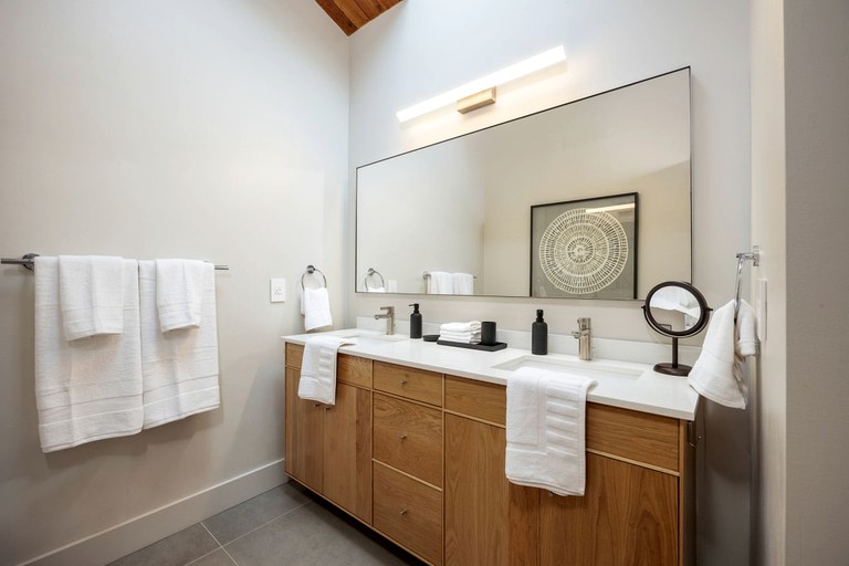 Designer Rentals (United States of America, Moss Beach, California)