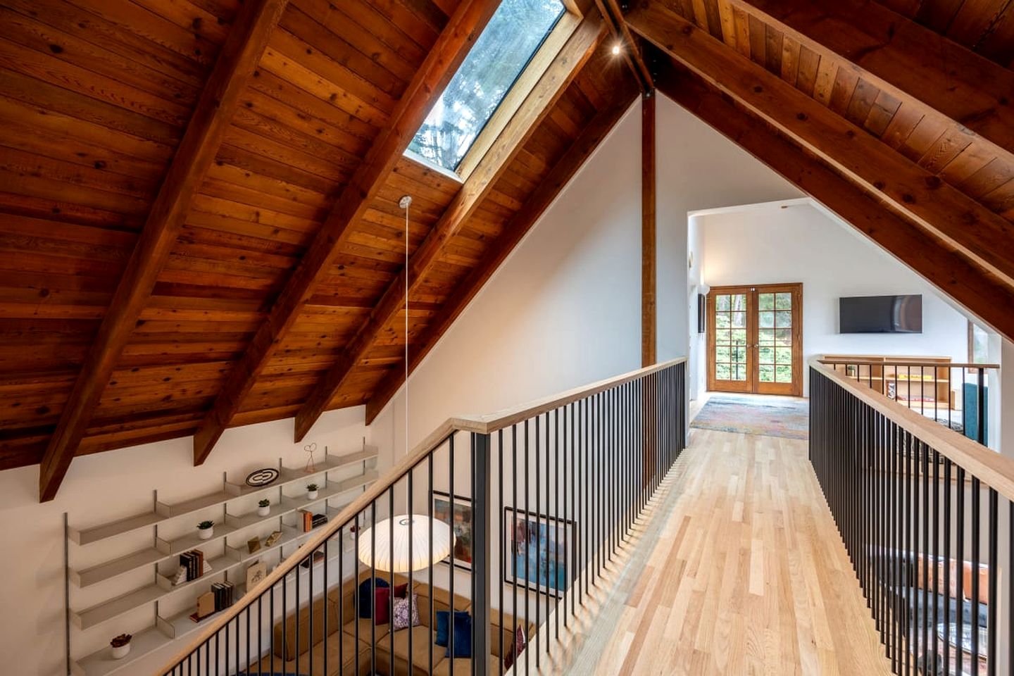 Incredible Secluded Forest Retreat with Basketball Court near Golden Gate National Park, California