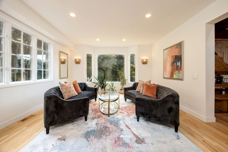 Designer Rentals (United States of America, Moss Beach, California)