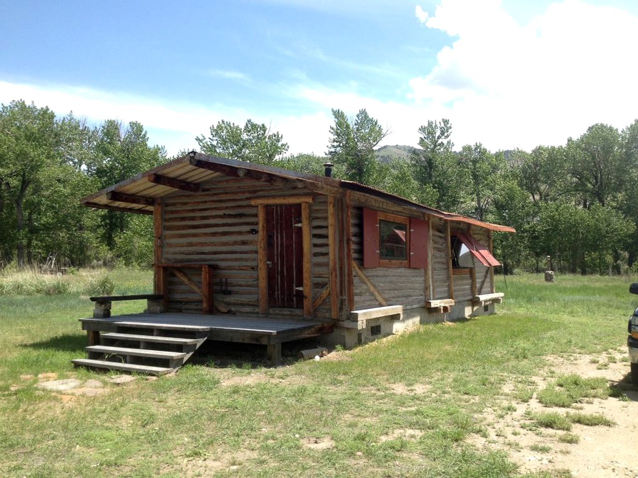 Vacation Property Rental on the Big Hole River in Melrose, Montana