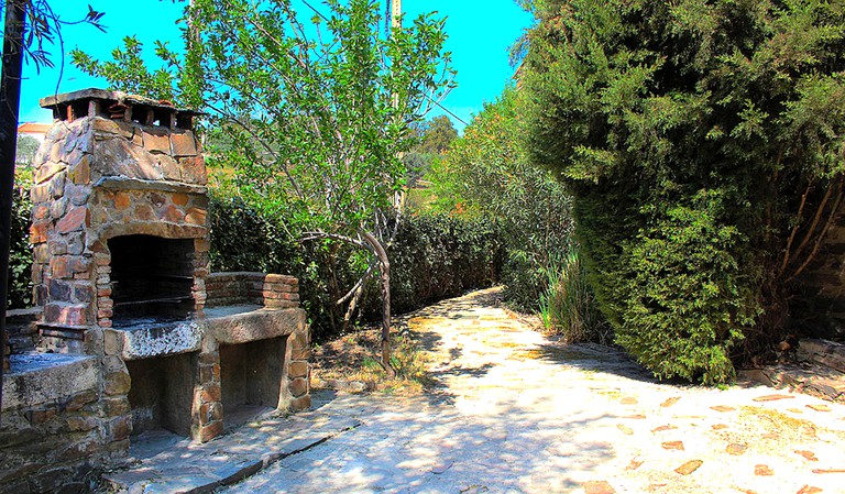 Cottages (El Jiniebro, Extremadura, Spain)