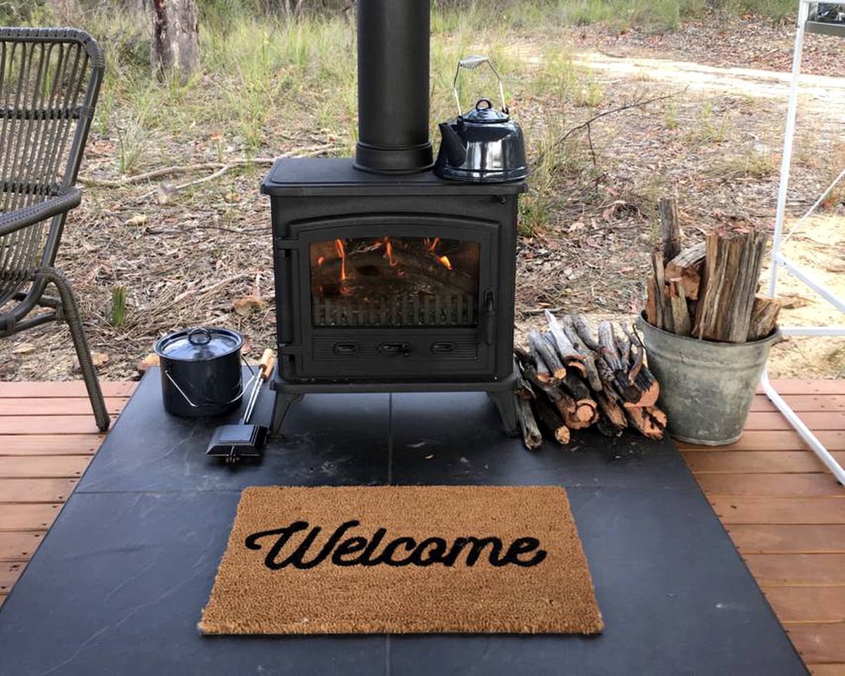 Secluded Glamping Tent with Views of Mount Yengo in Bucketty, New South Wales