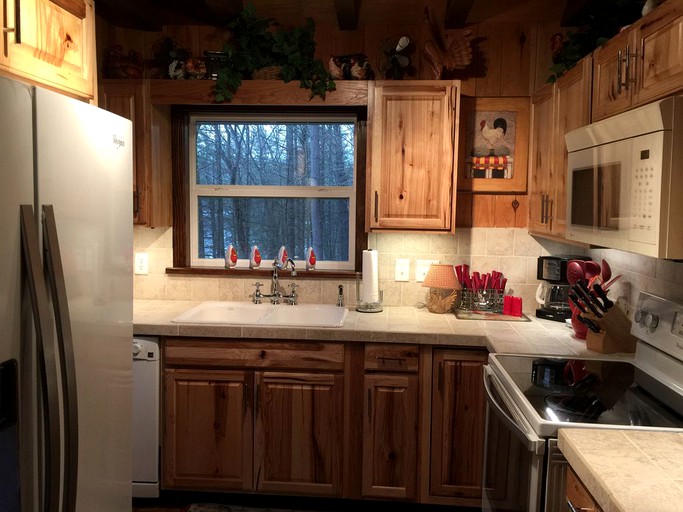 Lisa Mays Rentals Secluded Lake Glenville Compound Retreat, Cabins, Cashiers, United States of