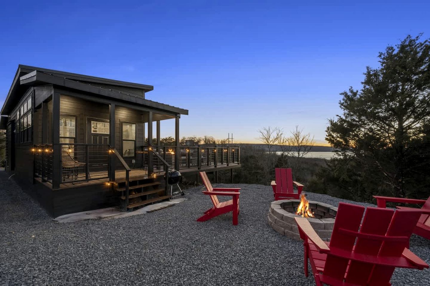 Serene Tiny Home Retreat with Sunrise Lake & Mountain Views in Pushmataha County, Oklahoma