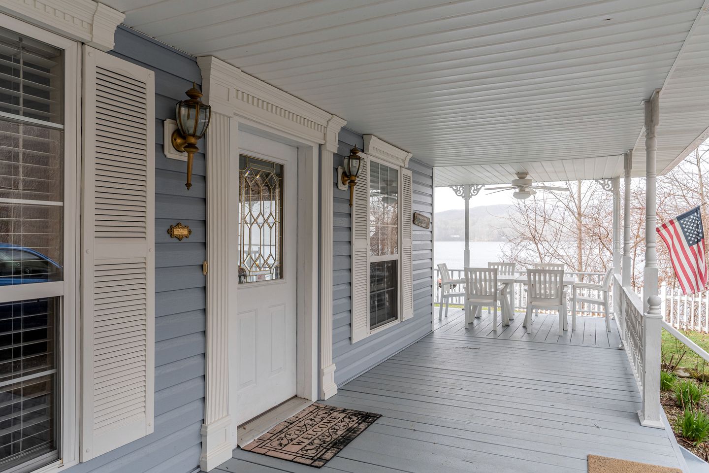 Secluded Lakefront Cabin with Private Dock on Lake Nantahala, Topton, North Carolina