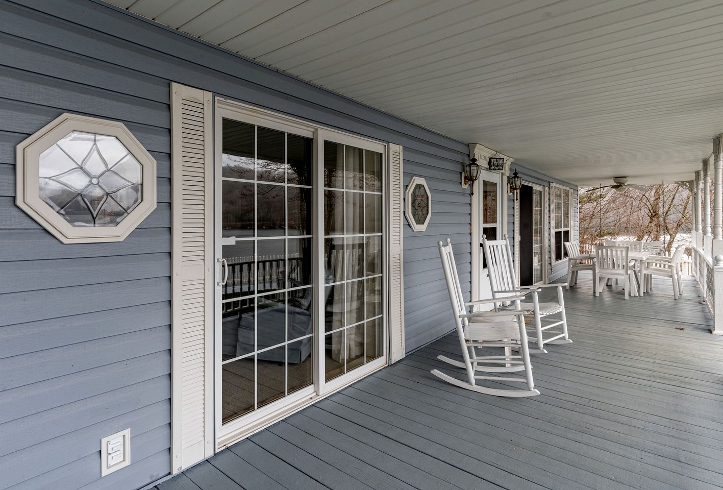 Secluded Lakefront Cabin with Private Dock on Lake Nantahala, Topton, North Carolina