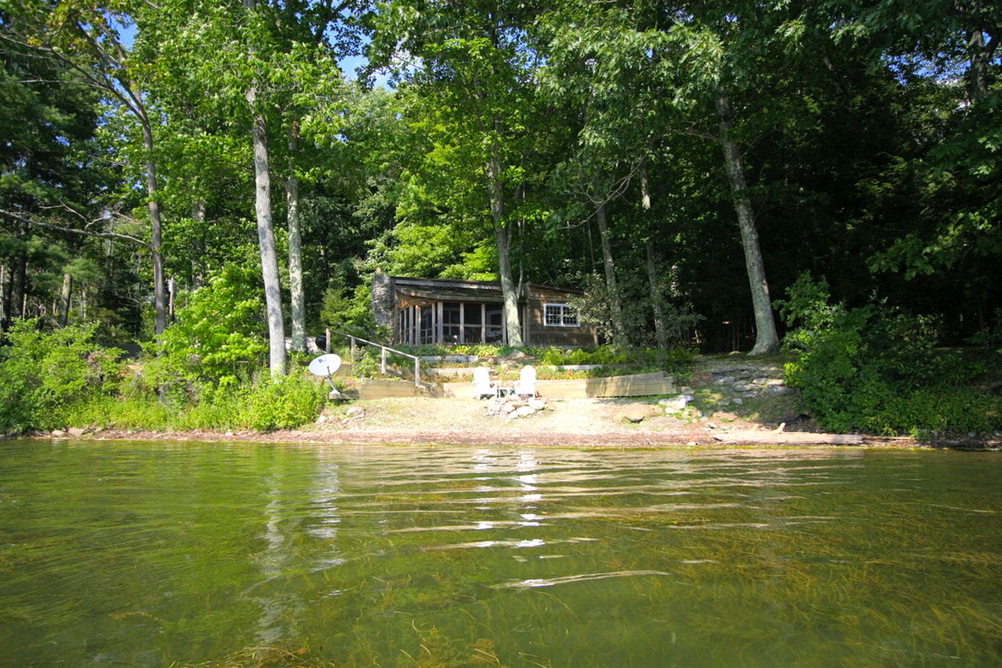 Secluded Lakeside Cottage Nestled in Woods for a Romantic Getaway near Mohawk State Forest, Connecticut