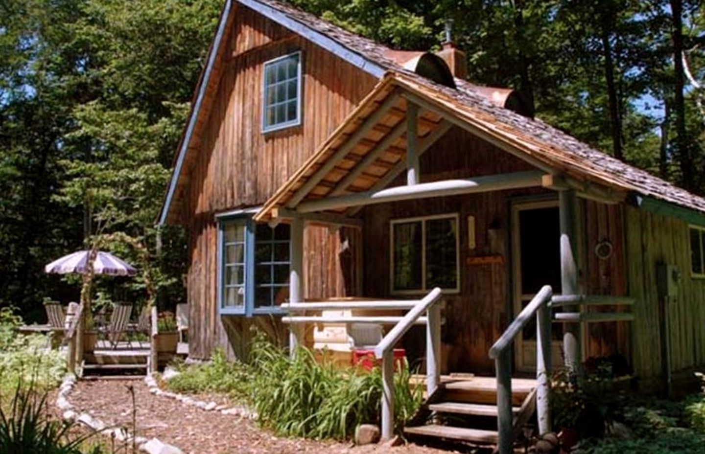 Charming and Secluded Log Cabin Rental on Small Farm near Lake Michigan