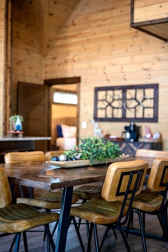 Cabins (United States of America, Broken Bow, Oklahoma)