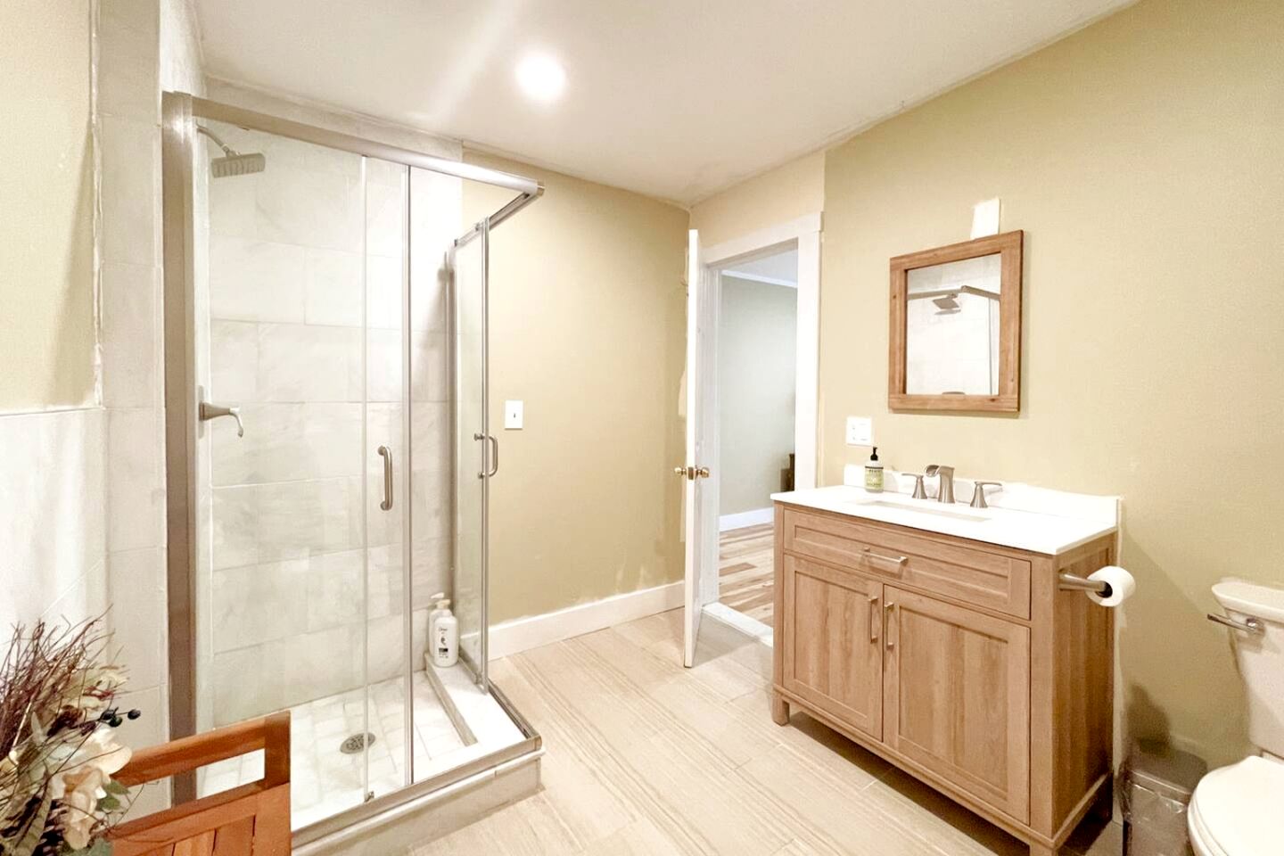 Secluded Luxury Retreat with Sauna, Pond & Forest Views in Bovina, New York