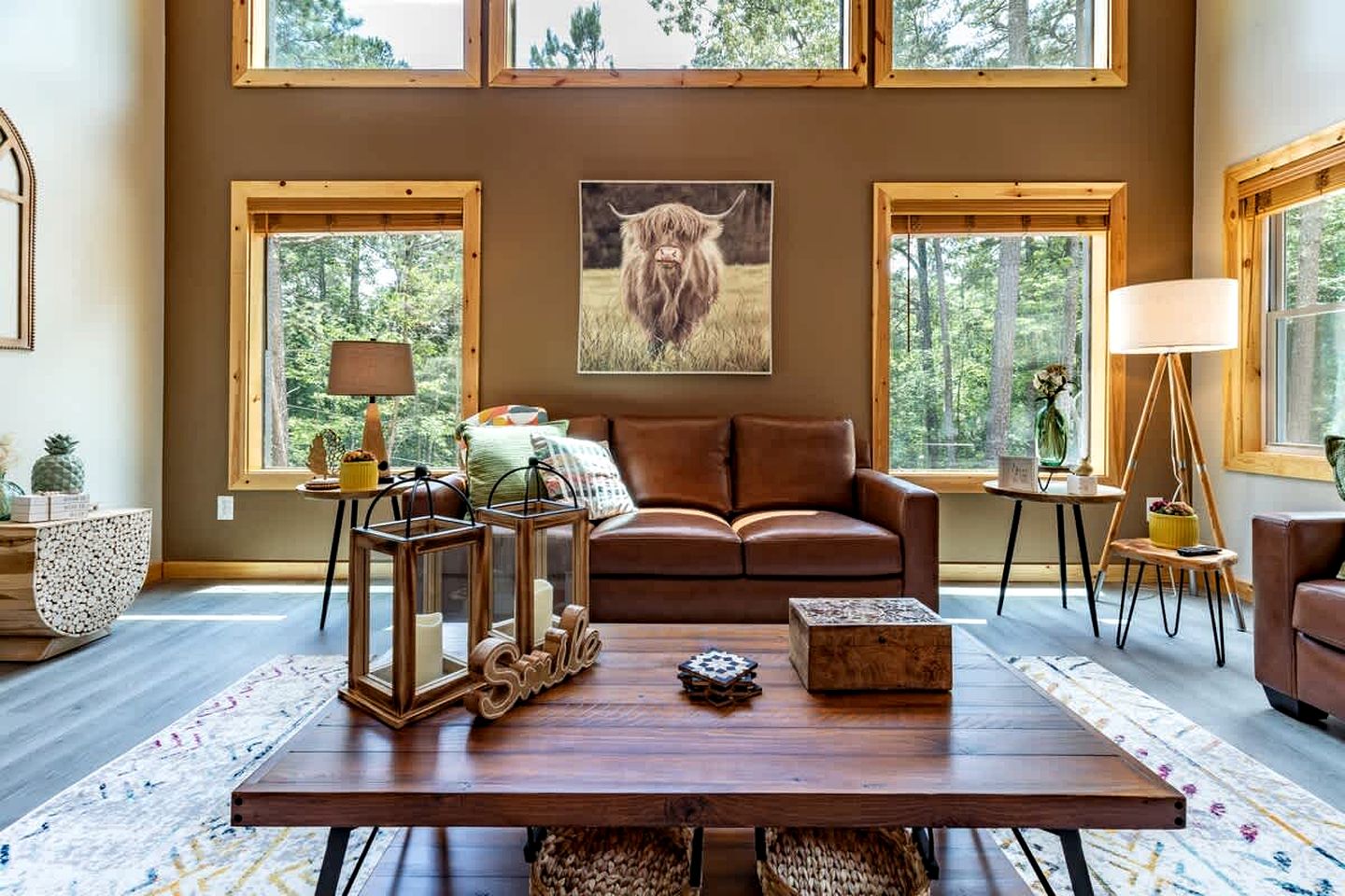 Secluded and Modern Cabin with Hot Tub near the Coosawattee River, Perfect for a Georgia Weekend Getaway