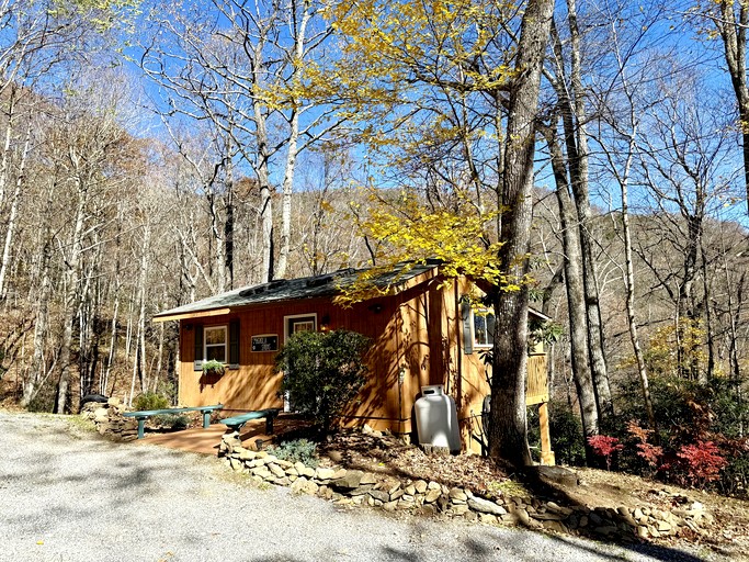 Cabins (United States of America, Black Mountain, North Carolina)