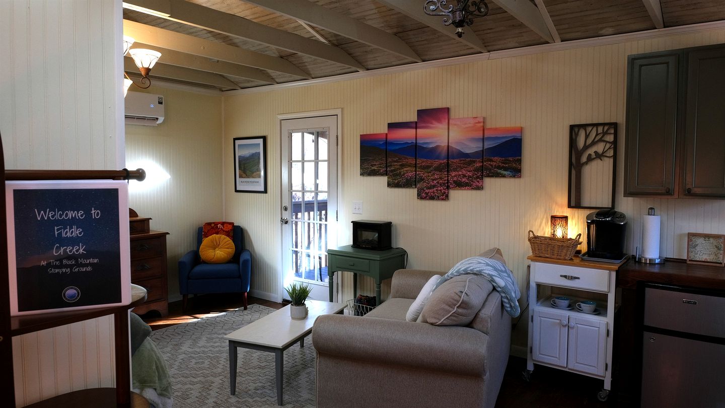 Secluded Mountain Cabin Retreat with Scenic Woodland Views near Black Mountain, NC