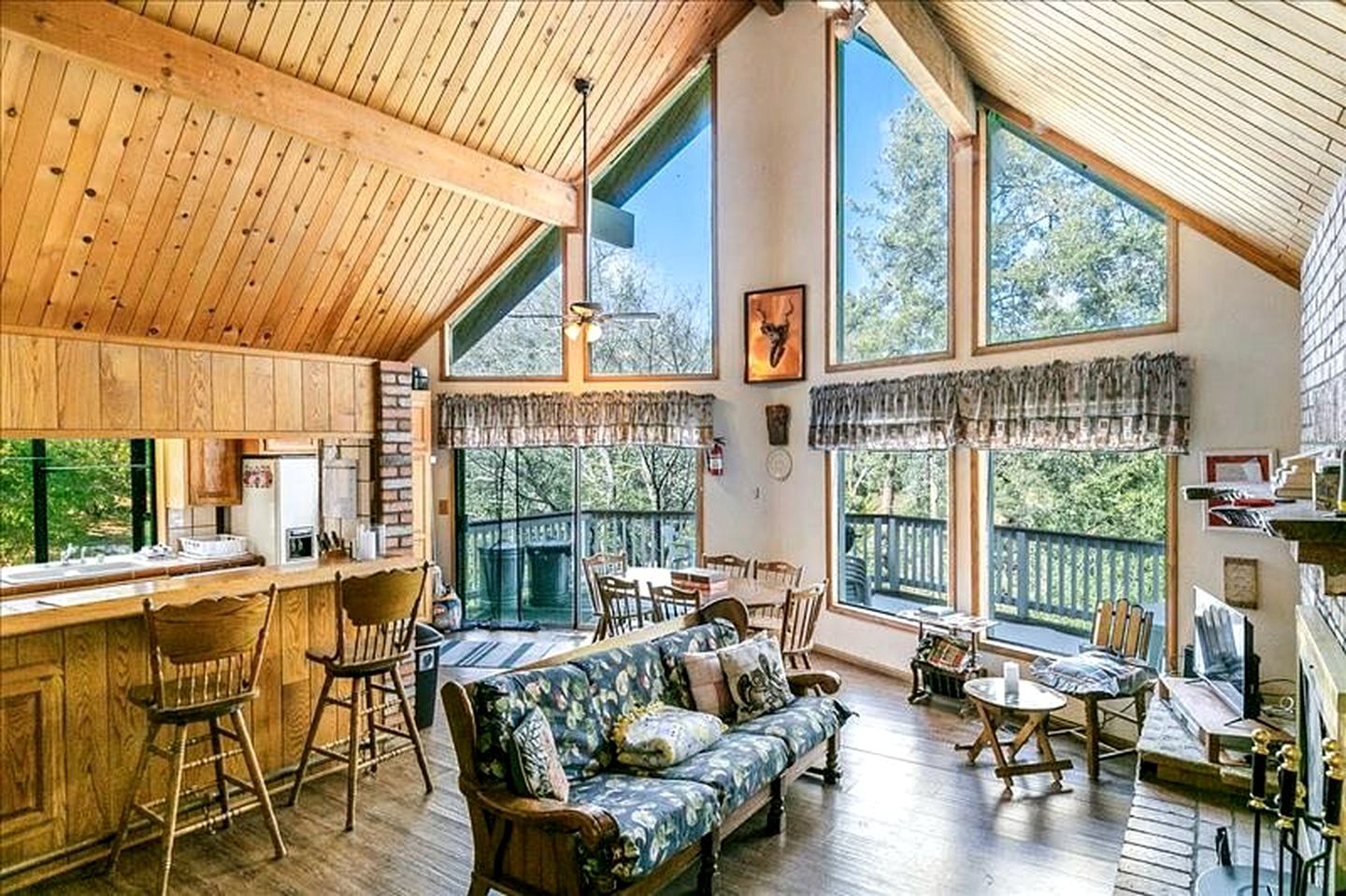 Secluded Mountain Getaway in Lake Arrowhead, CA
