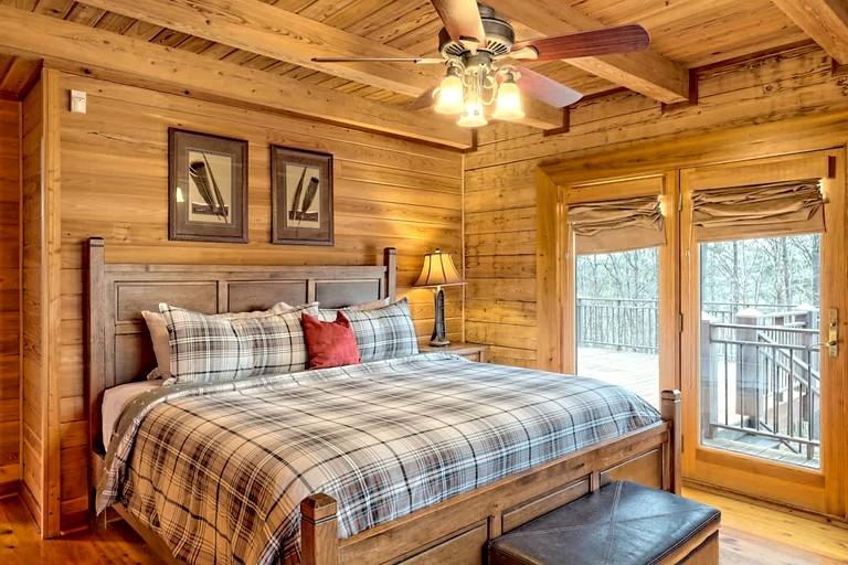 Cabins (United States of America, Sautee Nacoochee, Georgia)