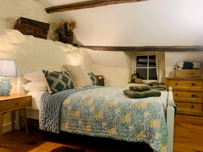 Cottages (United Kingdom, Gwynedd, Wales)