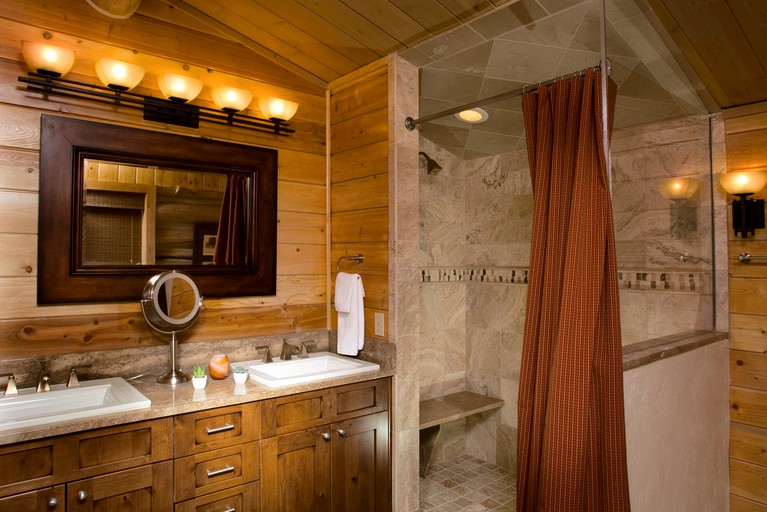 Cabins (United States of America, Beaver Creek, Colorado)