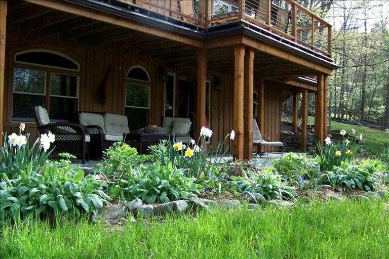 Cabins (Woodstock, New York, United States)