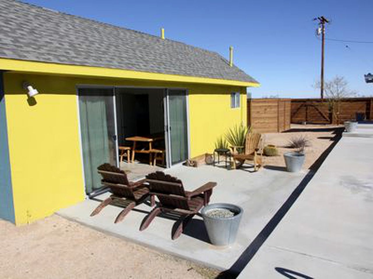 Secluded Cottage with Impressive Views on 20-Acre Retreat in Joshua Tree, California