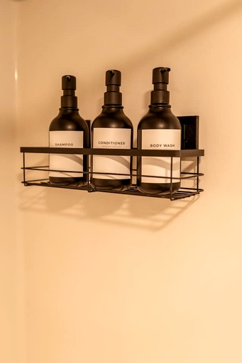 Tiny Houses (Canada, Meadow Creek, British Columbia)