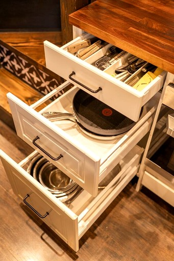 Tiny Houses (Canada, Meadow Creek, British Columbia)