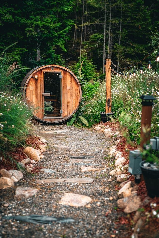 Enchanted Luxury Tiny House with Private Sauna & Rock Bluff Views near Meadow Mountain in Meadow Creek, BC